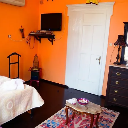 Guest house Cunda Zehra Teyzenin Evi