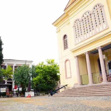 Pensionat Cunda Zehra Teyzenin Evi 4*
