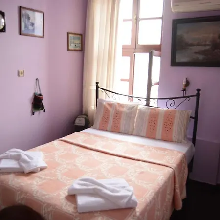 Pensionat Cunda Zehra Teyzenin Evi Ayvalı