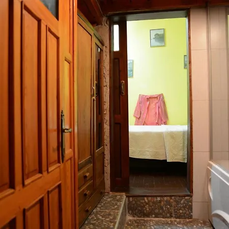 Pensionat Cunda Zehra Teyzenin Evi 4*