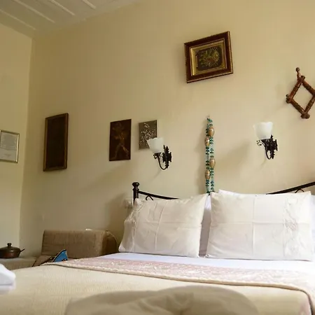 Pensionat Cunda Zehra Teyzenin Evi Ayvalı