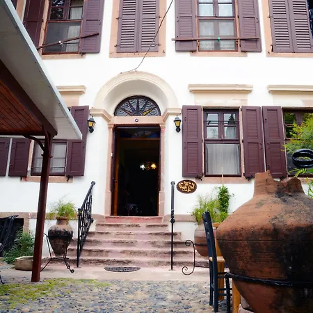 Cunda Zehra Teyzenin Evi