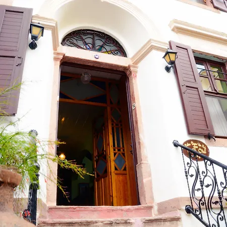 Cunda Zehra Teyzenin Evi Гостевой дом