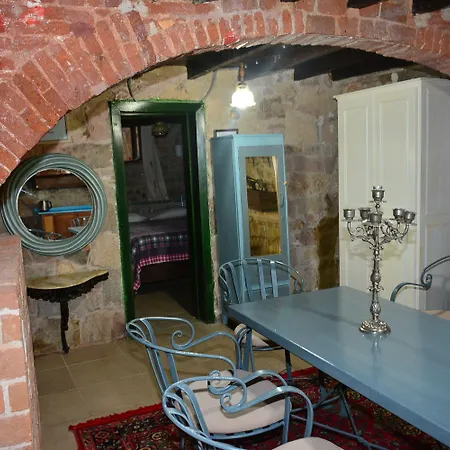 Гостевой дом Cunda Zehra Teyzenin Evi 4*