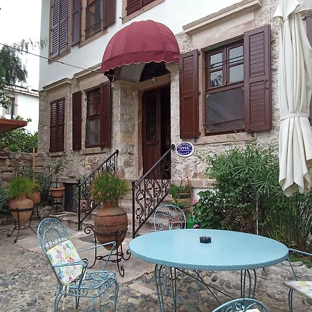 Cunda Zehra Teyzenin Evi Guest house 4*