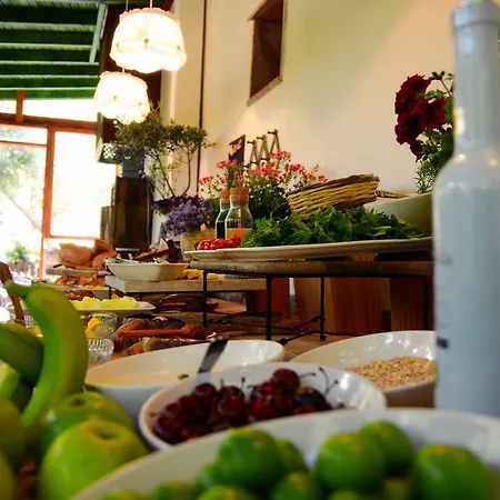 Cunda Zehra Teyzenin Evi