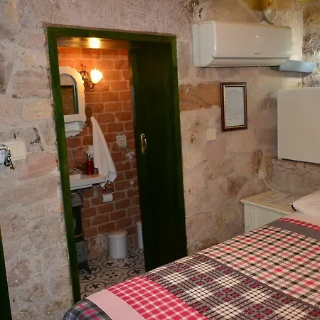 Cunda Zehra Teyzenin Evi Айвалык